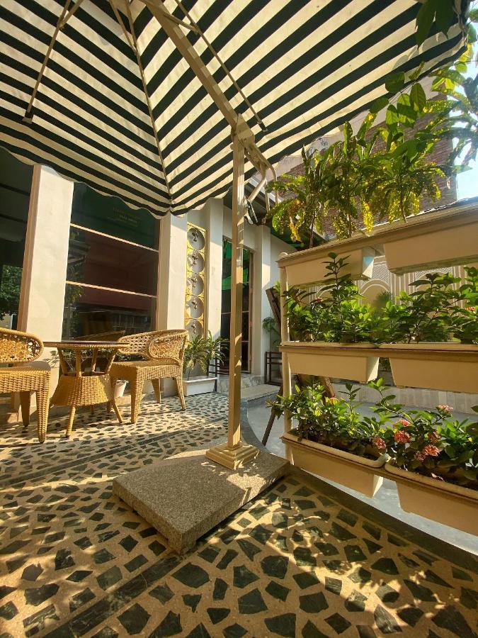 The Art Hotel By Via Varanasi Exterior photo